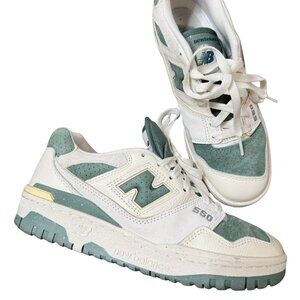 8.5 - New Balance 550 Sneaker